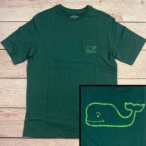 📌🆕 Vineyard Vines • T-shirt